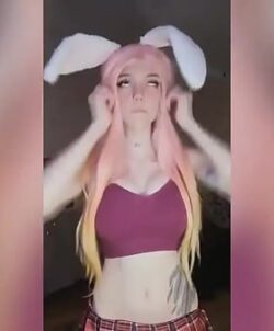 Anime sexo de saia calcinha